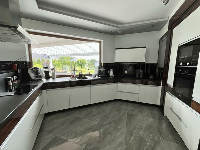 Dom Grodziec gm. Ozimek, Spacerowa