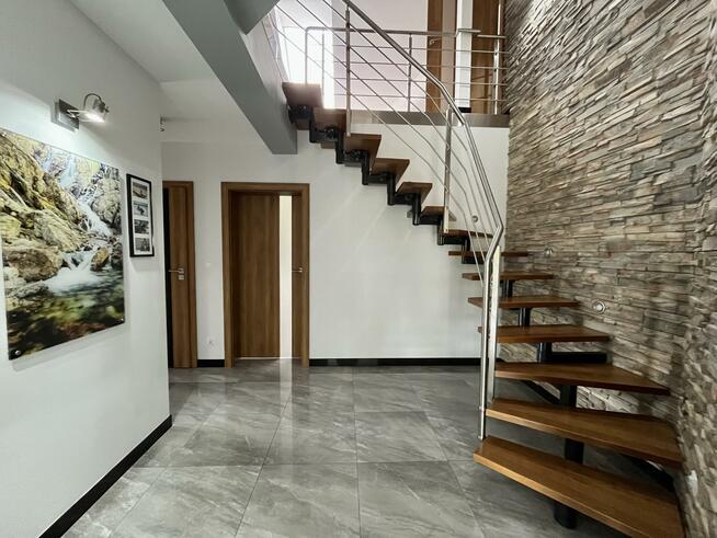 Dom Grodziec gm. Ozimek, Spacerowa