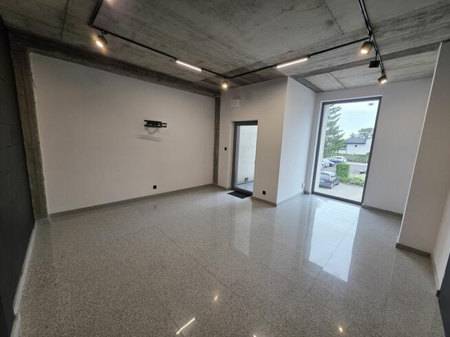 Do wynajęcia pokój biurowy z balkonem – 29,06 m²