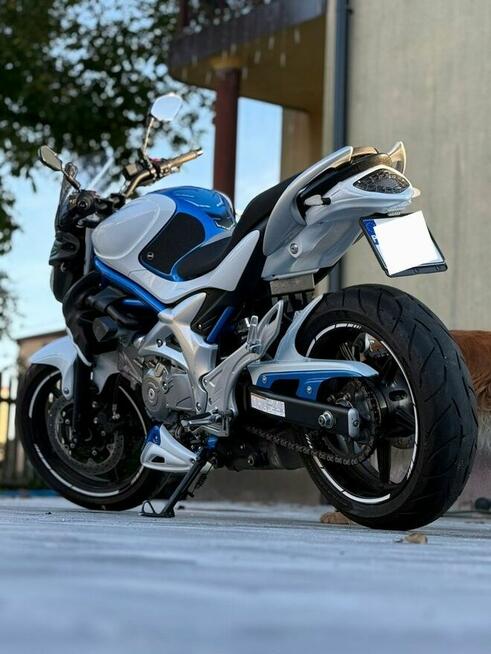 Suzuki gladius sv650 A2