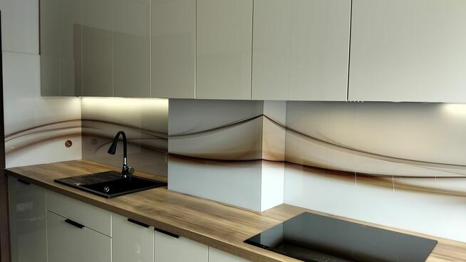 Panele szklane hartowane do kuchni i łazienki