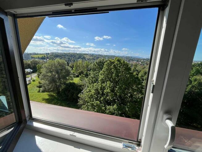 Ładne,2-poziomowe mieszkanie na Osiedlu Bobrek Wschód.