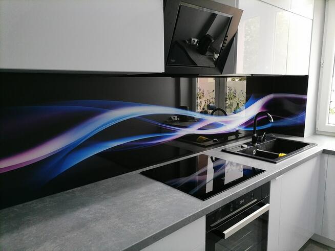 Panele szklane hartowane do kuchni i łazienki