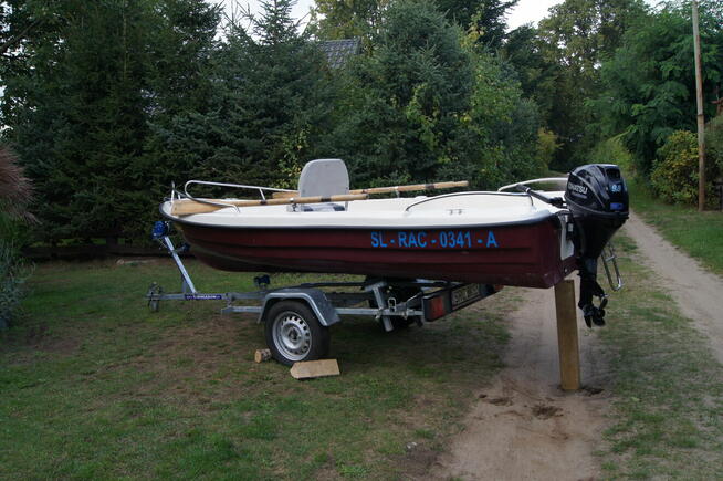 Łódka wędkarska 4,05 m + silnik TOHATSU 9.8 KM 4T + przyczep