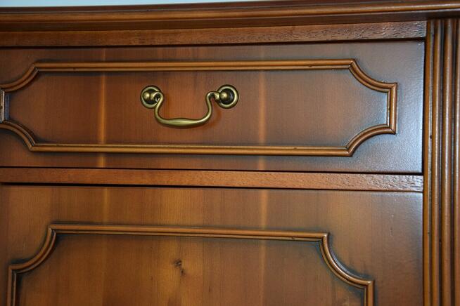 komoda z drewna tekowego - jak nowa