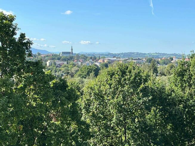 Ładne,2-poziomowe mieszkanie na Osiedlu Bobrek Wschód.