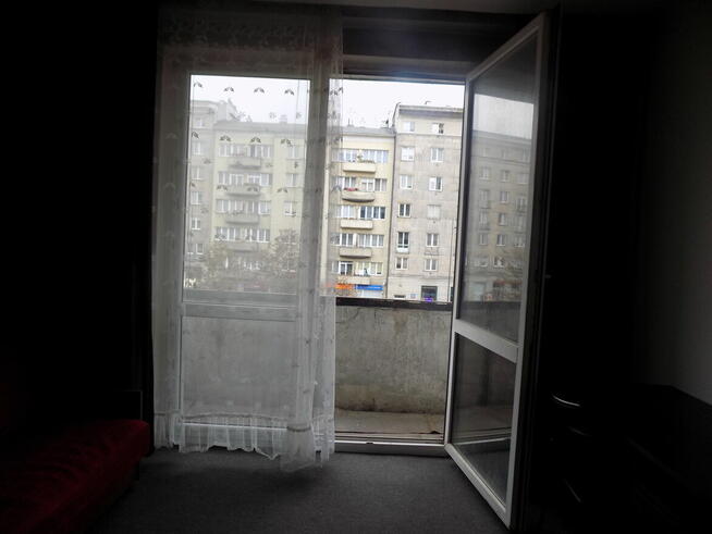 Stara Ochota, ul. Grójecka, przy ul. Wawelskiej, duży balkon