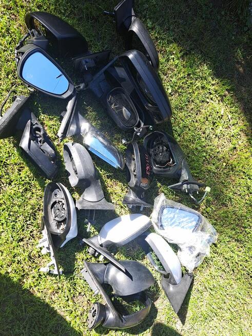 Sprzedaż lusterek samochodowych używanych.