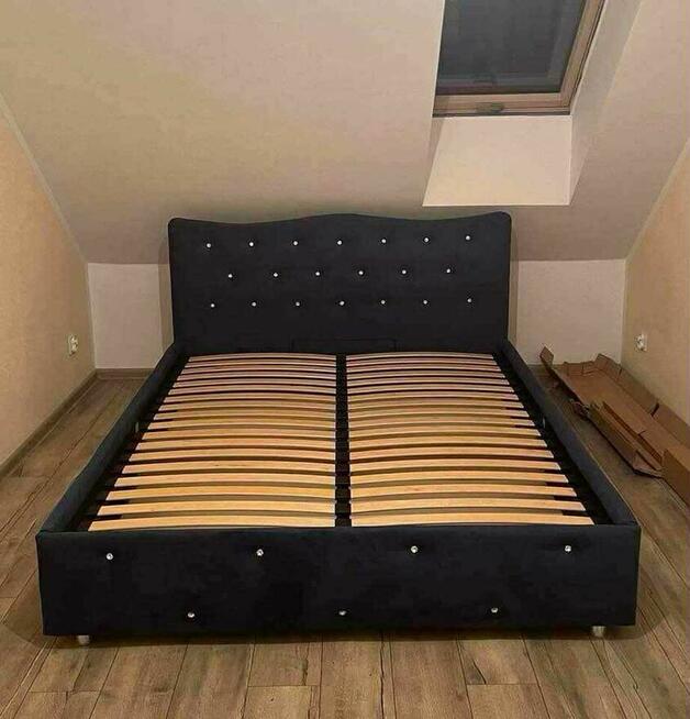 Łóżka sypialniane