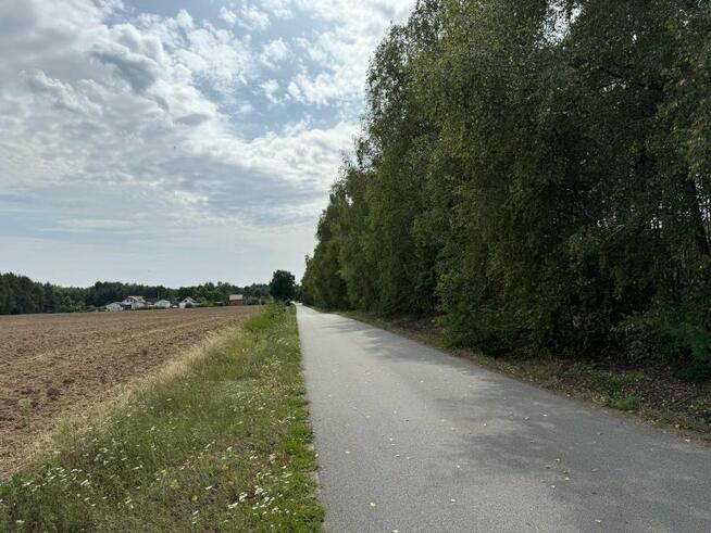 Urokliwa działka przy lesie - idealna pod zabudowę!