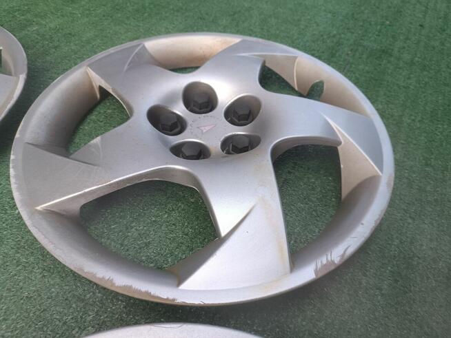 Pontiac Vibe 16 16 cali 5x100 kołpaki oryginał 22676857