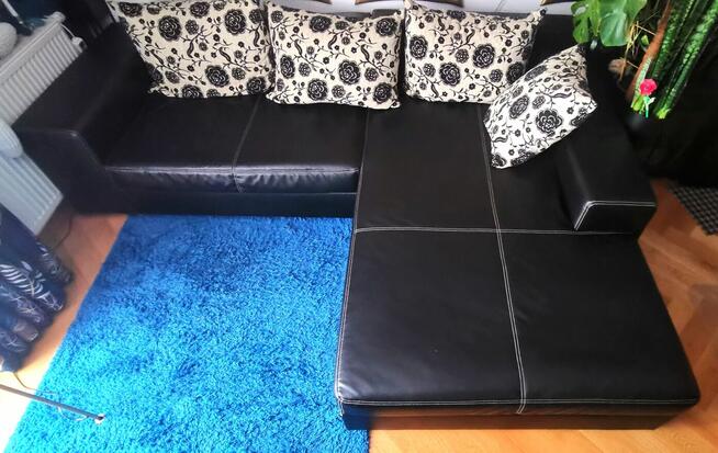 Sprzedam narożnik z funkcją spania i skrzynią na pościel