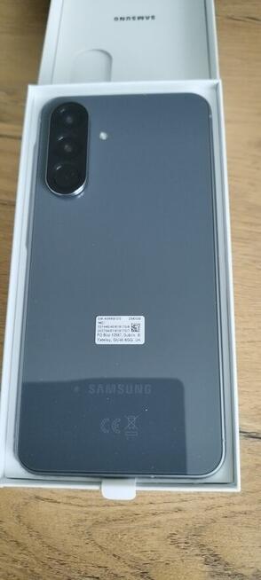 Sprzedam telefon komórkowy