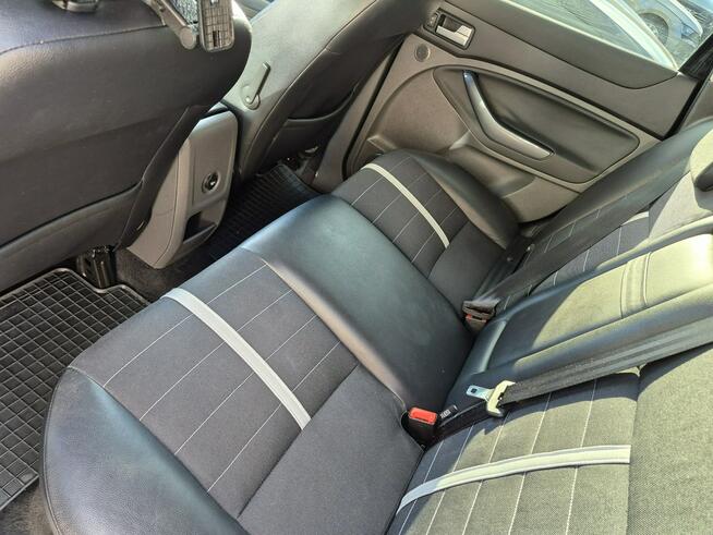 Ford Kuga pdc bezwypadkowy climatronic bez rdzy