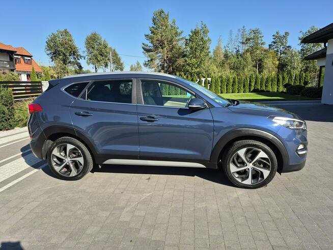 Hyundai Tucson kamera skóra navi 1.6 turbo benzyna przebieg