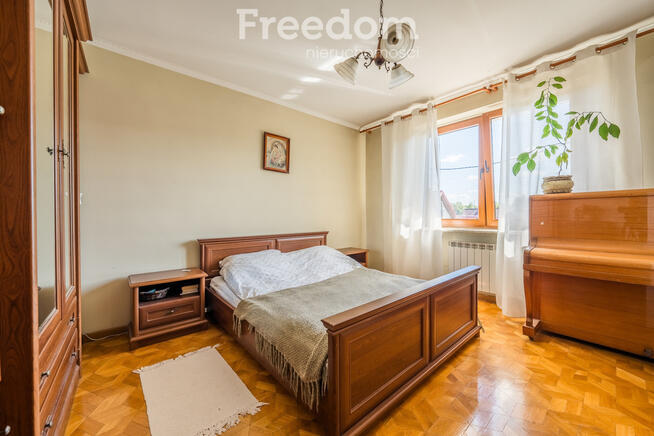 *Zamieszkaj w Strabli*