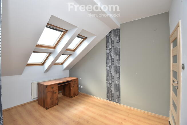 Rodzinne mieszkanie w sercu Radomia z Garażem