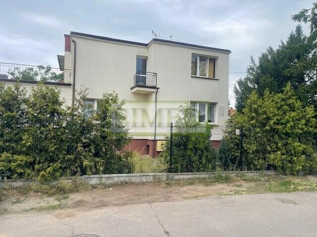 Solidny dom , garaż , działka , ogród,