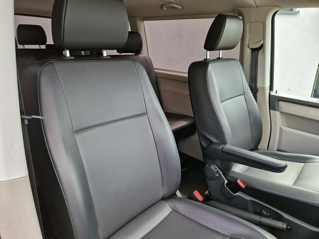 Volkswagen Caravelle 4Motion 9osób!