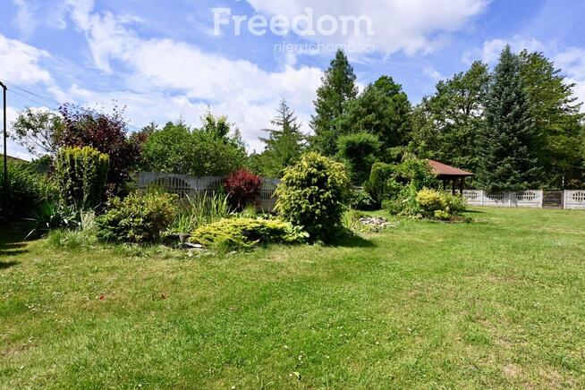 Dwa piękne domy na urokliwej działce