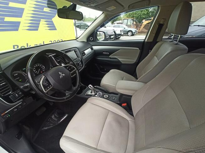 Mitsubishi Outlander Hybryda Plug-in + LPG - taniej sie nie da!