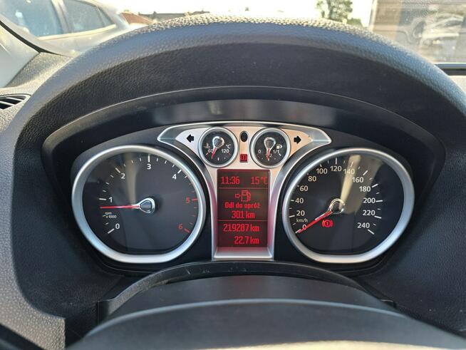 Ford Kuga 2.0 140PSKlimatronic Xenon Navi Kamera Coafania PanoramaDach Gwarancja