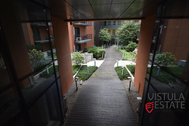 Na sprzedaż studio w Angel City