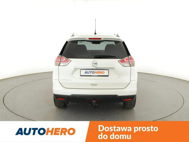 Nissan X-Trail 7os. navi klima auto kamera i czujniki parkowania panorama el. klapa