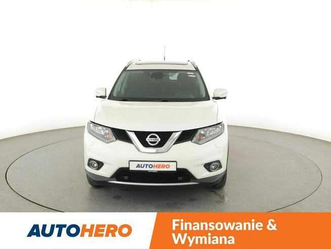 Nissan X-Trail 7os. navi klima auto kamera i czujniki parkowania panorama el. klapa
