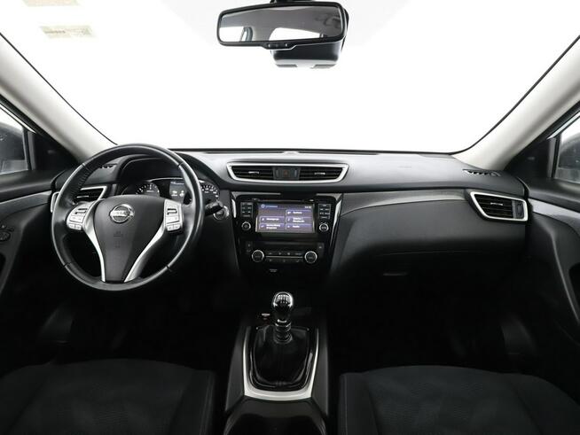 Nissan X-Trail 7os. navi klima auto kamera i czujniki parkowania panorama el. klapa