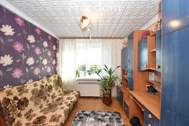 Na sprzedaż Rodzinny dom za miastem pod inwestycję