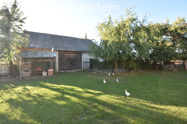 Na sprzedaż Rodzinny dom za miastem pod inwestycję