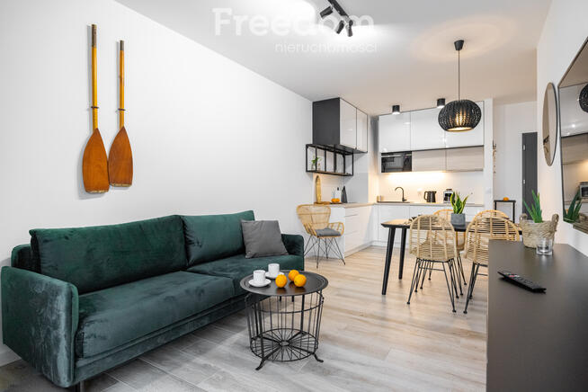 Apartament 30 m od morza, 2 pok z garażem