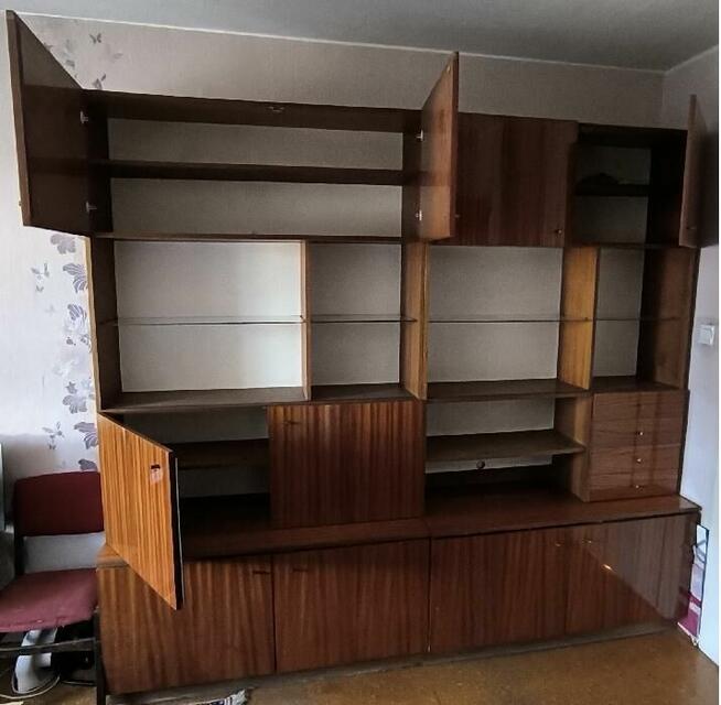 Meblościanka z czasów PRL