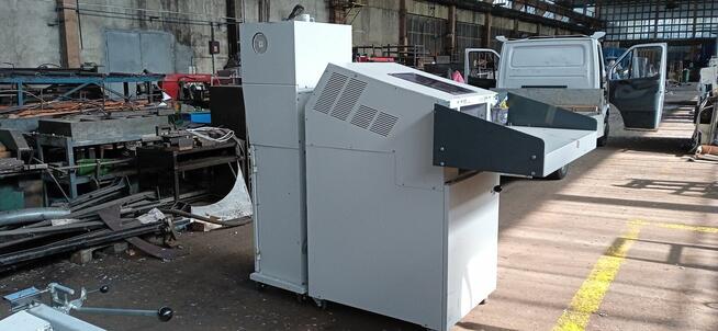 Niszczarka HSM FA 400.2 z belownicą HSM KP 40V