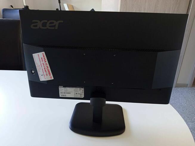 Sprzedaż laptopów ASUS, monitorów, telefonów, mebli i innych