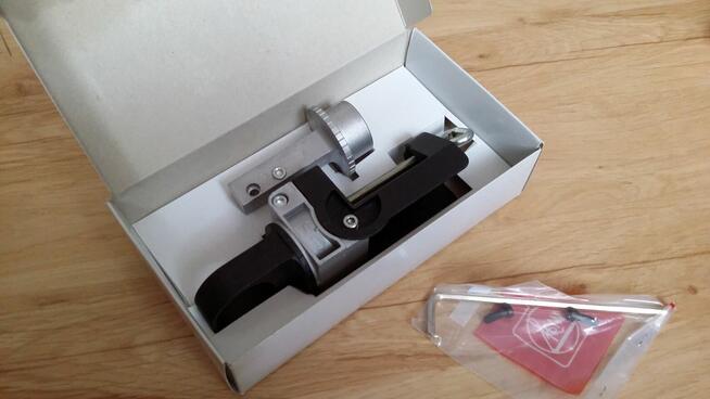 Fein uchwyt/zacisk multinarzędzia do stołu