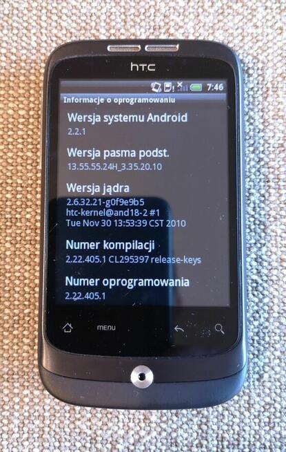Telefon HTC Wildfire.