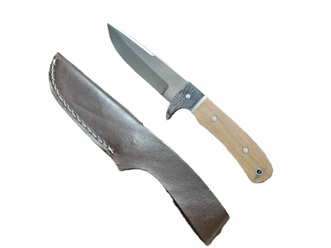 Nóż myśliwski z kaburą do cięcia na polowanie na ryby