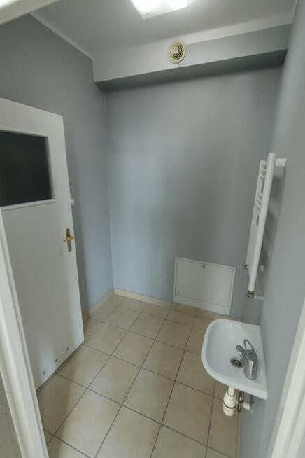 Lokal użytkowy 40m na parterze po zakładzie fryzjerskim