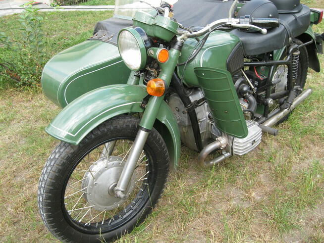 Sprzedam: Ural 650 Dniepr motocykl z wózkiem bocznym.