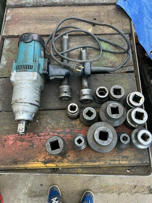 Klucz udarowy Makita TW1000 nasadki, moc 1200W