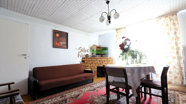 Dom Naratów gm. Niechlów,