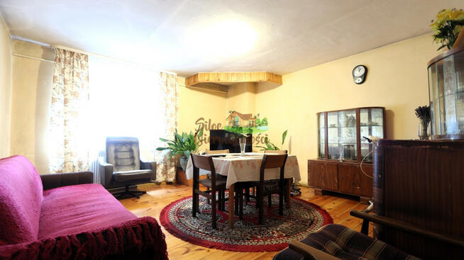 Dom Naratów gm. Niechlów,