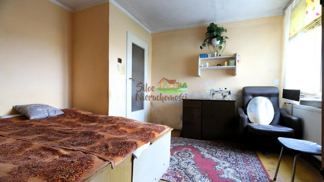 Dom Naratów gm. Niechlów,