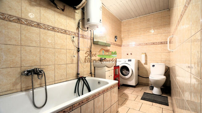 Dom Naratów gm. Niechlów,