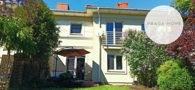 Dom Wólka Kosowska gm. Lesznowola, Wesoła