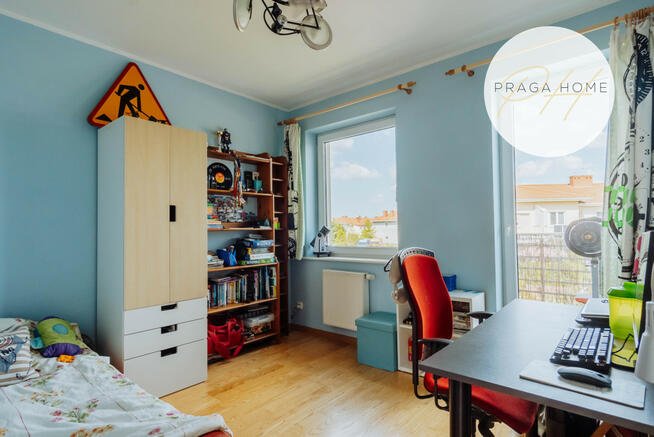 Dom Wólka Kosowska gm. Lesznowola, Wesoła