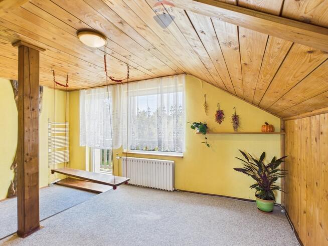 Przestronny dom rodzinny z działką 2000 m²