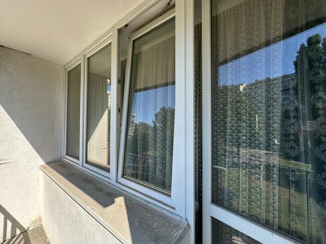 Przestronne i ustawne mieszkanie blisko metra